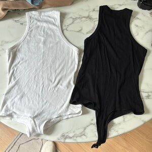 2 brand new Agolde bodysuits